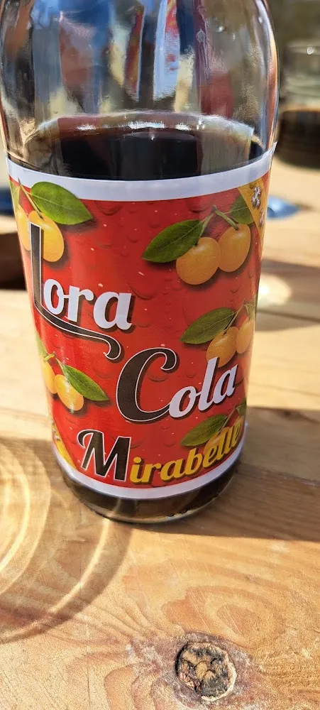 Lora Cola